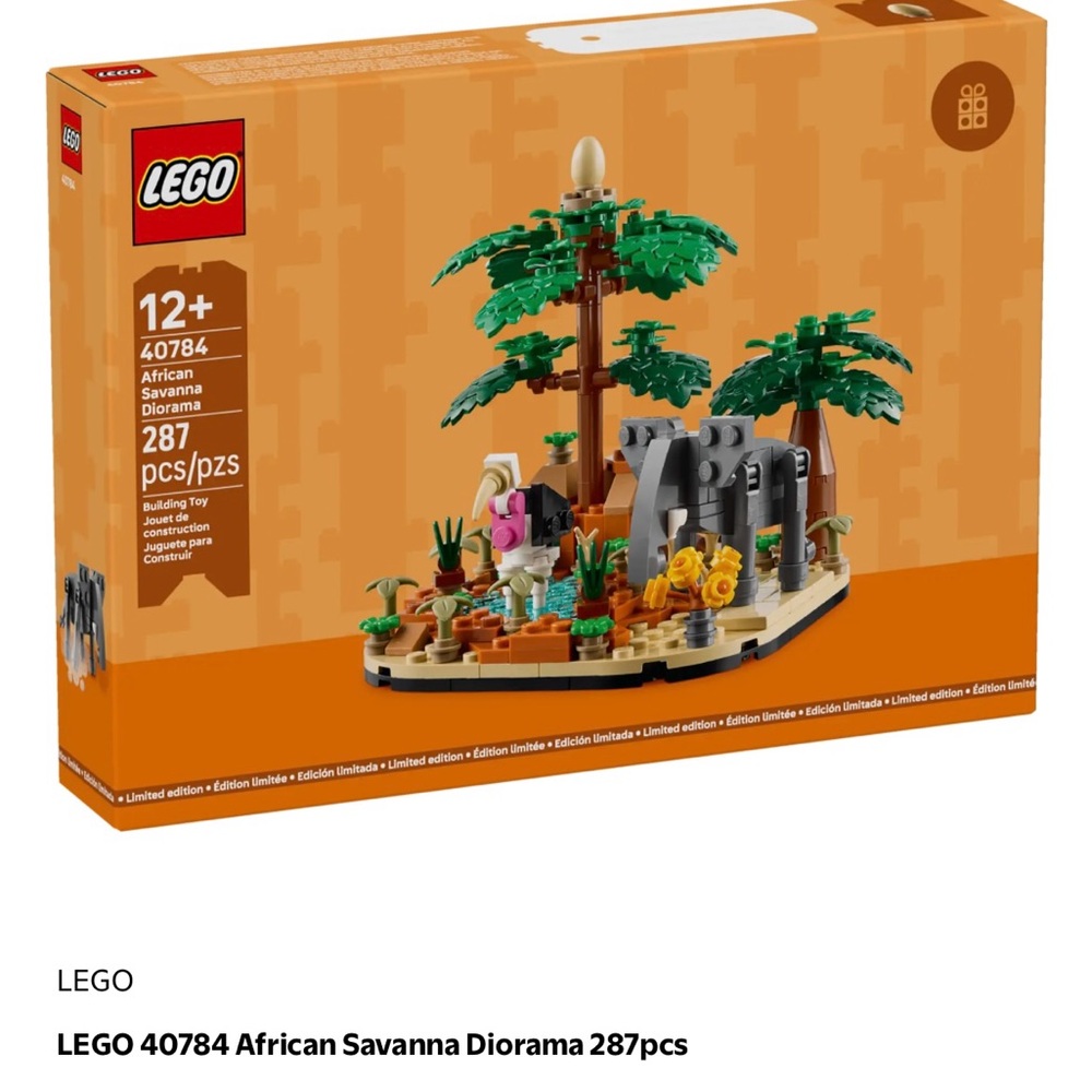 Lego Green and Brown Building Set with Palm Trees